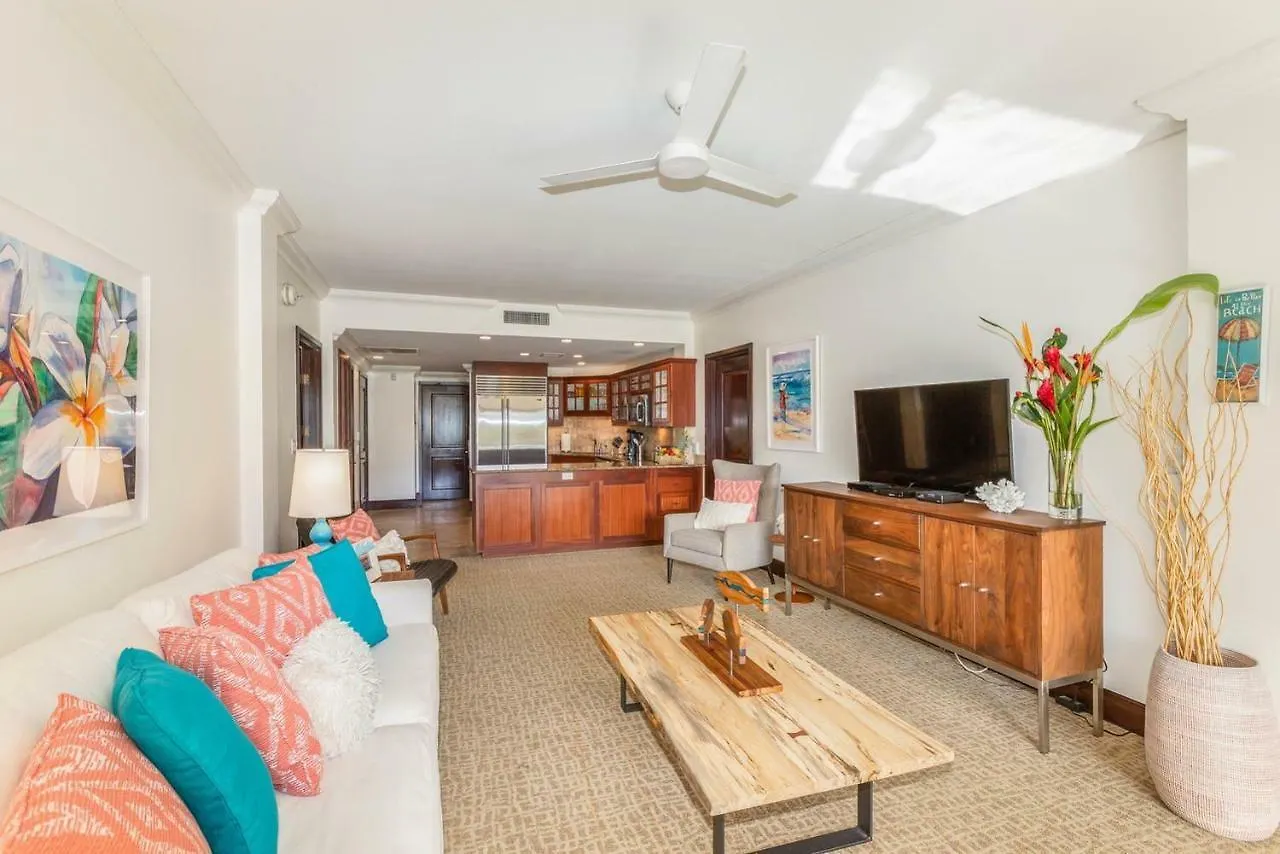 Waipouli Beach Resort Extra Large Unit! Luxurious Decor! Sleeps Up To 8* Kapa'a Apartment