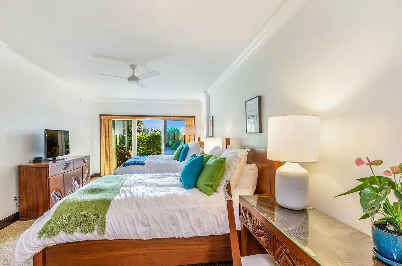 Waipouli Beach Resort Extra Large Unit! Luxurious Decor! Sleeps Up To 8* Kapa'a